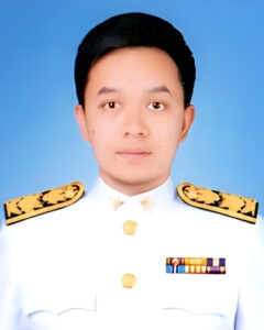 นายพันยศ ธงชัย